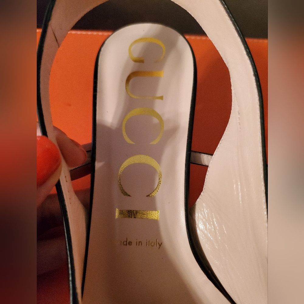 Gucci Zumi Black Leather Horsebit GG Pointed Toe Slingback Kitten heels - Picture 4 of 11